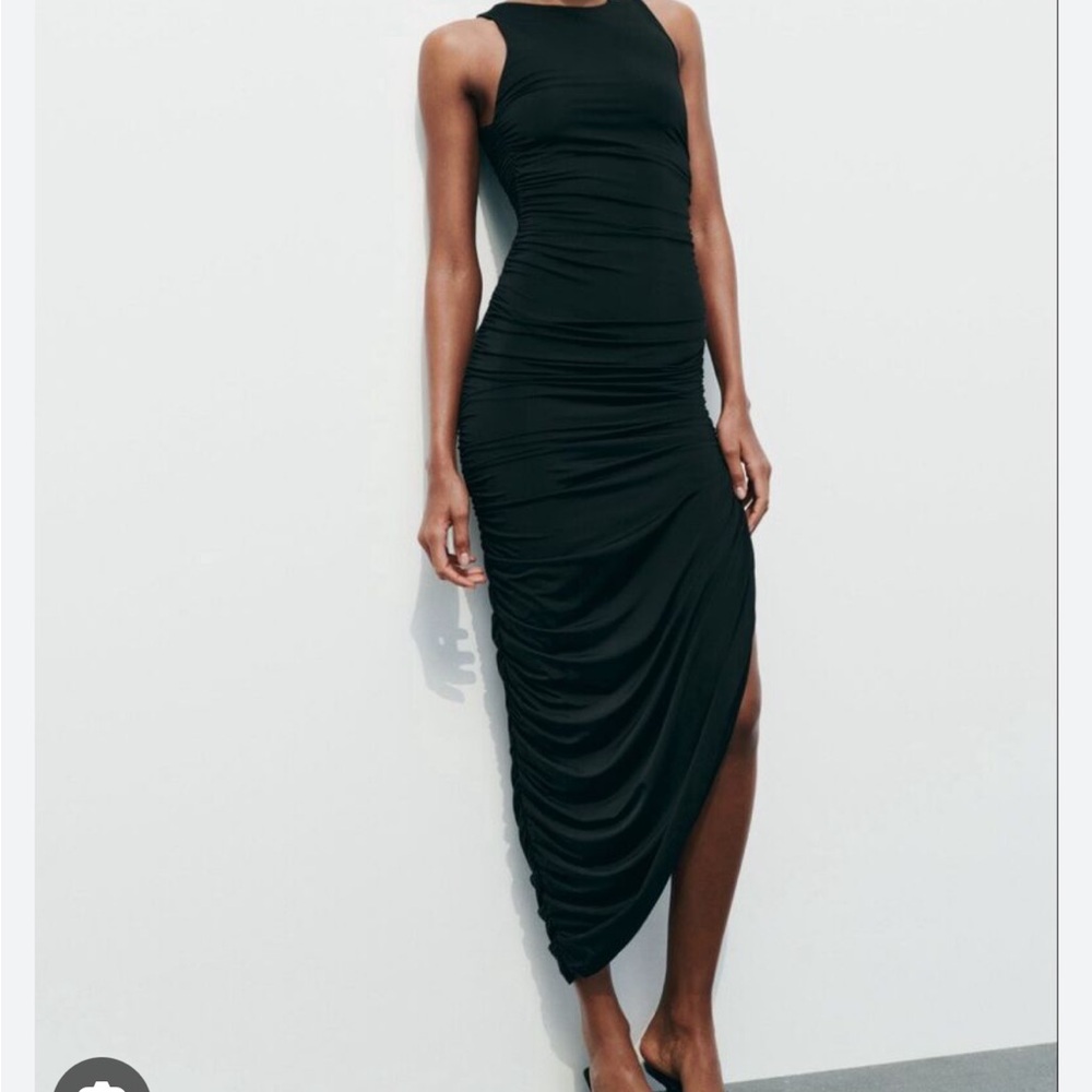 Elegant Black draped polyamide Sleeveless Dress